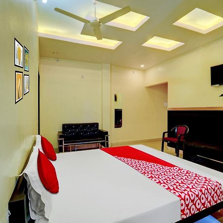 Oyo Flagship Hotel Centre Point Chhapra Экстерьер фото