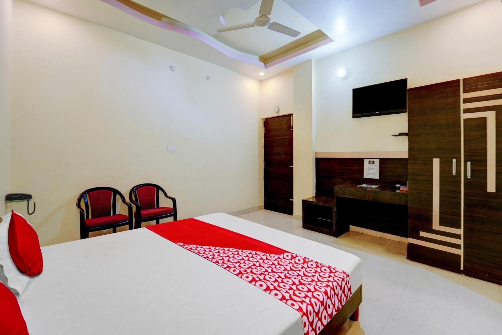 Oyo Flagship Hotel Centre Point Chhapra Экстерьер фото