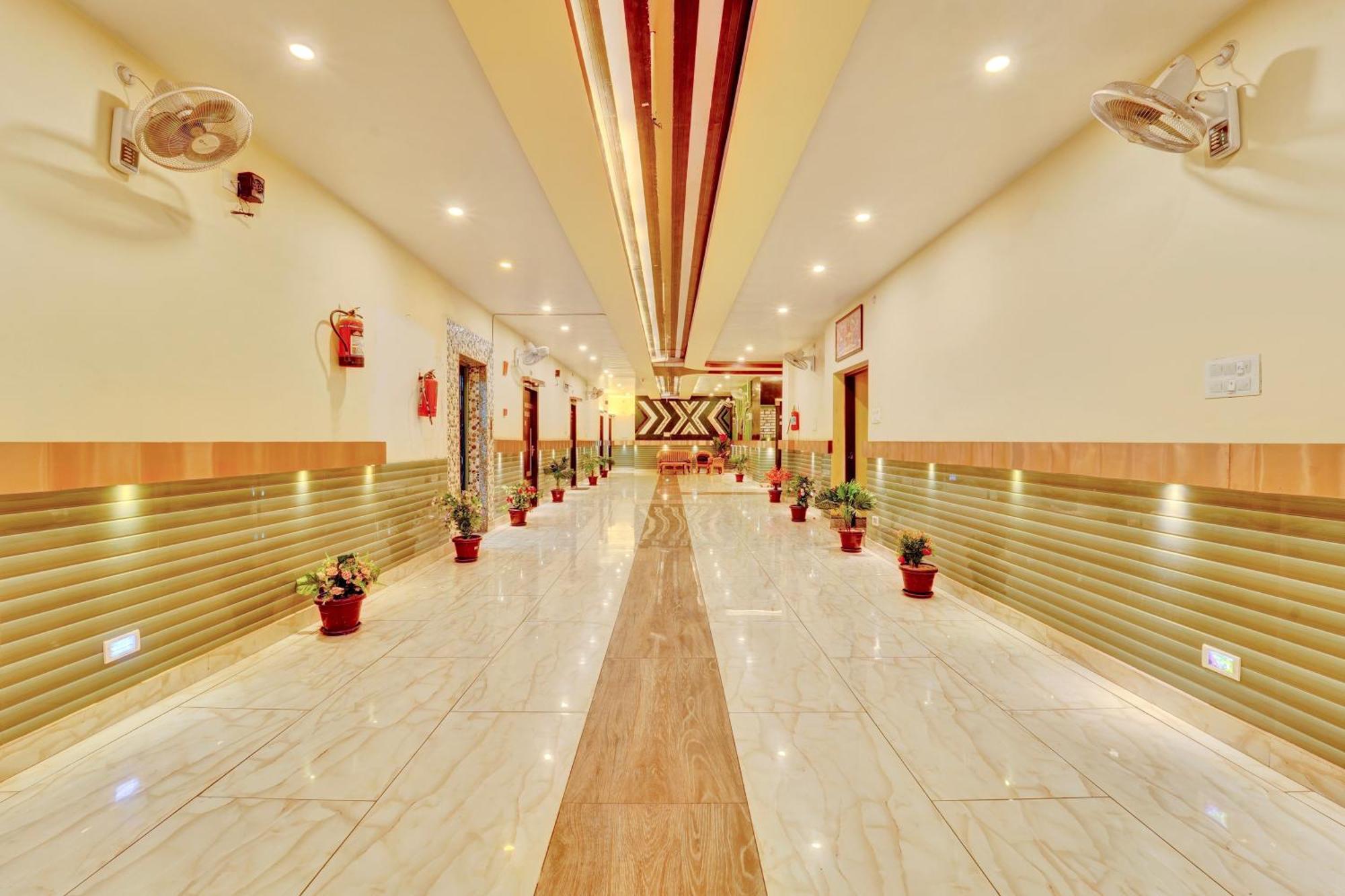 Oyo Flagship Hotel Centre Point Chhapra Экстерьер фото